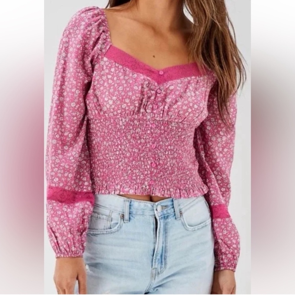 American Eagle Outfitters Pink Floral Blouse